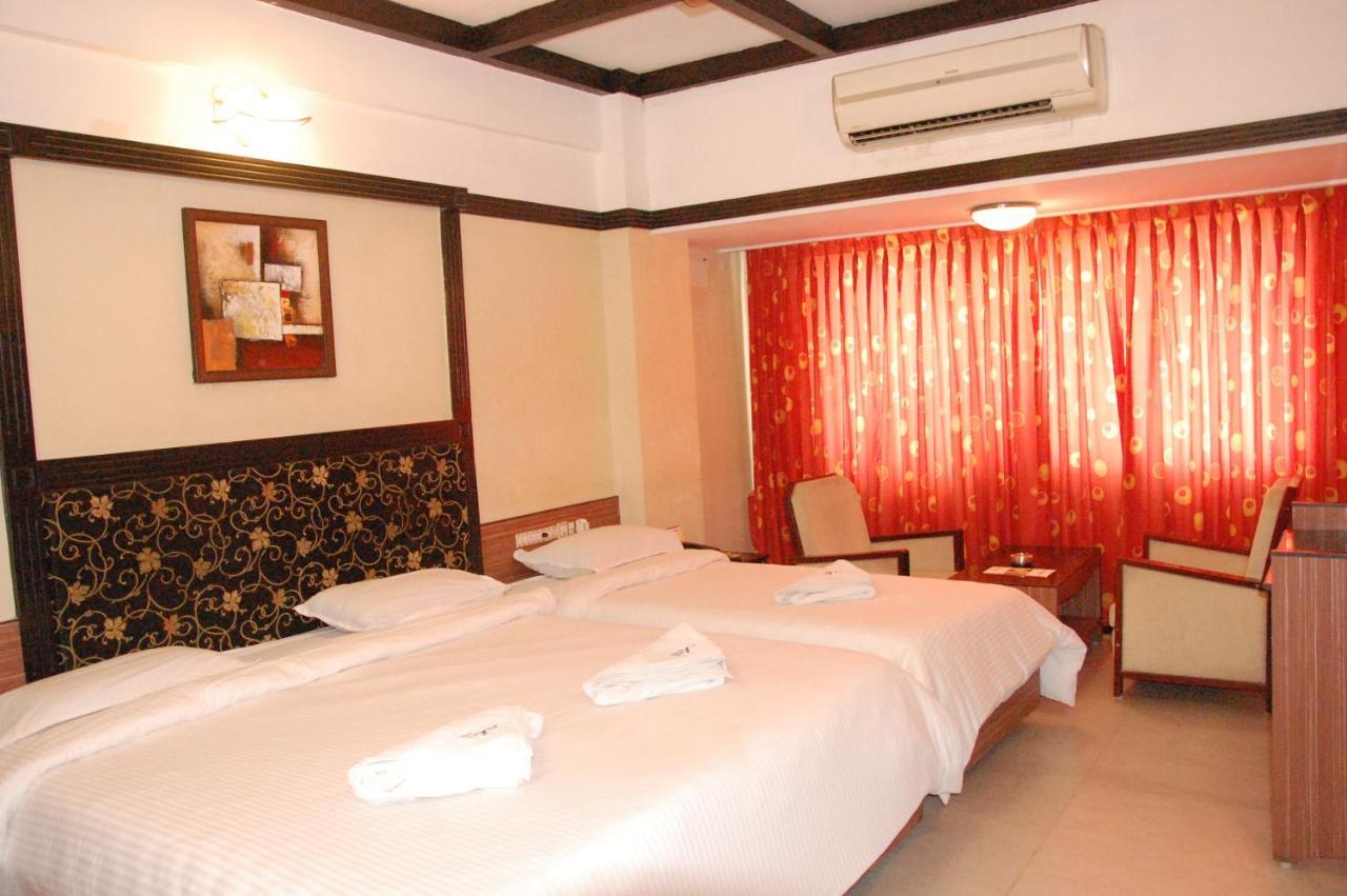 Hotel Blue Star Coimbatore Ngoại thất bức ảnh