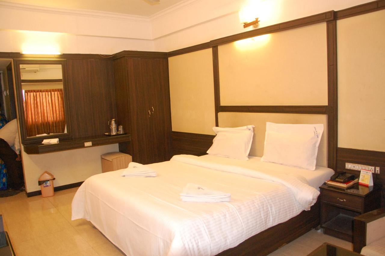 Hotel Blue Star Coimbatore Ngoại thất bức ảnh