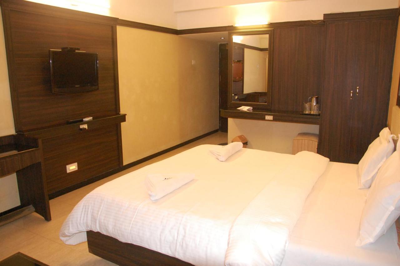 Hotel Blue Star Coimbatore Ngoại thất bức ảnh